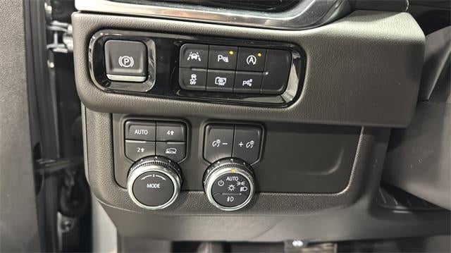 2025 GMC Yukon XL 4WD 4dr Denali