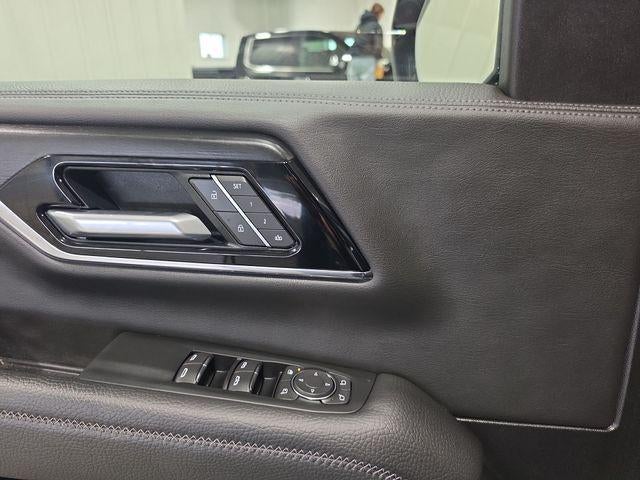 2025 GMC Yukon XL 4WD 4dr Denali