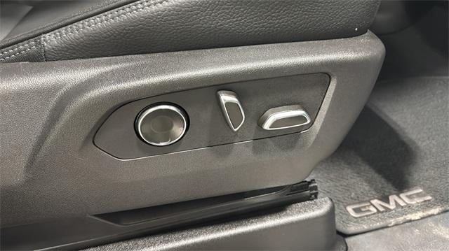 2025 GMC Yukon XL 4WD 4dr Denali