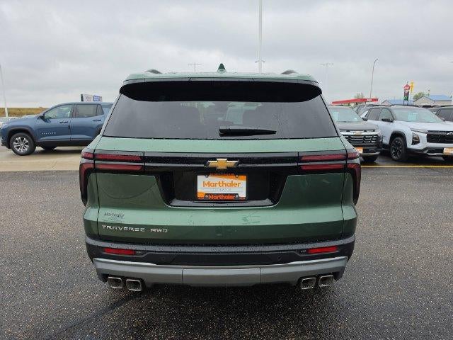 2027 Chevrolet Traverse LT w/2LT