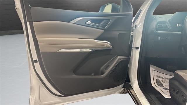 2025 Chevrolet Traverse LT w/2LT