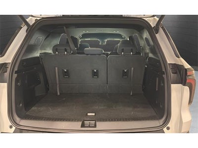 2025 Chevrolet Traverse LT w/2LT