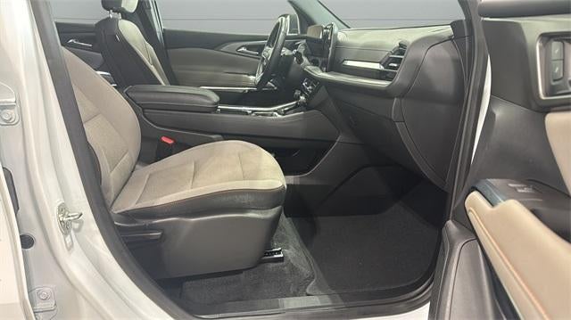 2025 Chevrolet Traverse LT w/2LT