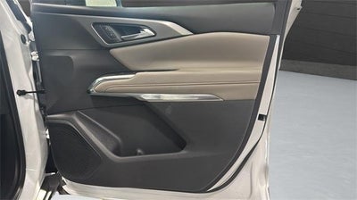 2025 Chevrolet Traverse LT w/2LT