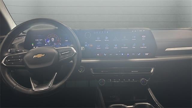 2025 Chevrolet Traverse LT w/2LT