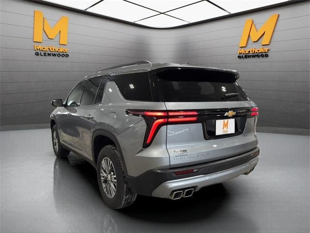 2025 Chevrolet Traverse LT w/2LT