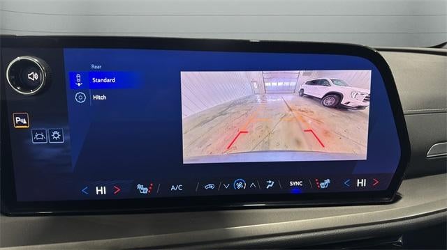 2025 Chevrolet Traverse LT w/2LT