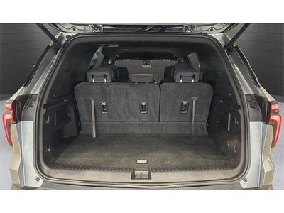 2025 Chevrolet Traverse LT w/2LT