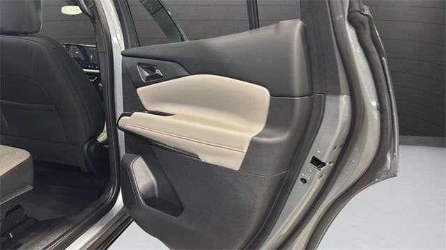 2025 Chevrolet Traverse LT w/2LT