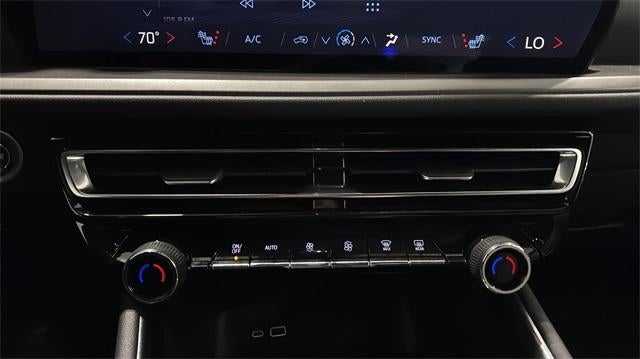 2025 Chevrolet Traverse LT w/2LT