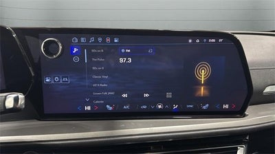 2025 Chevrolet Traverse LT w/2LT