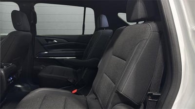 2025 Chevrolet Traverse LT w/2LT