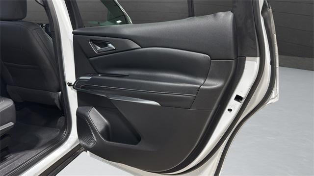 2025 Chevrolet Traverse LT w/2LT