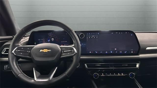 2025 Chevrolet Traverse LT w/2LT