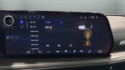 2025 Chevrolet Traverse LT w/2LT