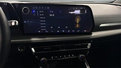 2025 Chevrolet Traverse LT w/2LT