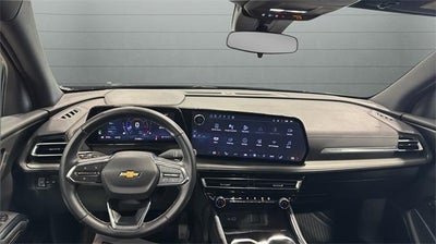 2025 Chevrolet Traverse LT w/2LT