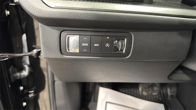 2025 Chevrolet Traverse LT w/2LT