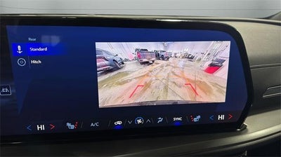 2025 Chevrolet Traverse LT w/2LT