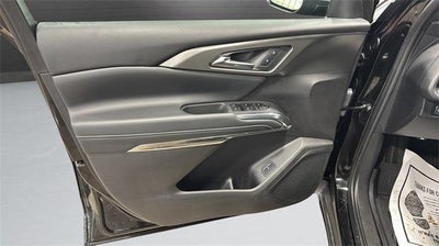 2025 Chevrolet Traverse LT w/2LT