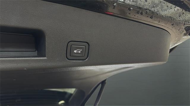 2025 Chevrolet Traverse LT w/2LT