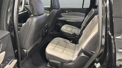 2025 Chevrolet Traverse LT w/2LT