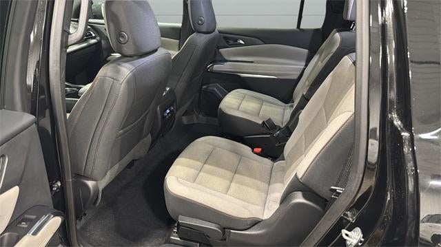 2025 Chevrolet Traverse LT w/2LT