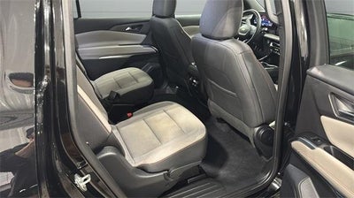 2025 Chevrolet Traverse LT w/2LT