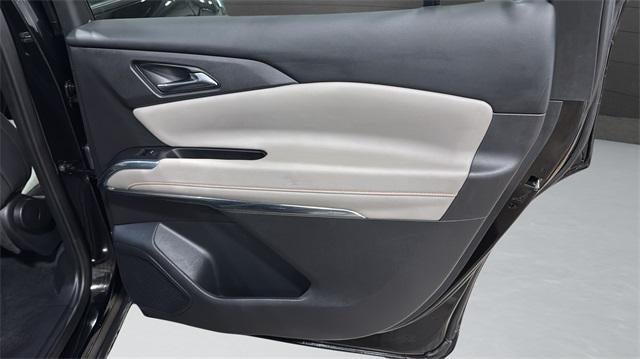 2025 Chevrolet Traverse LT w/2LT