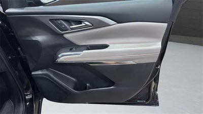 2025 Chevrolet Traverse LT w/2LT