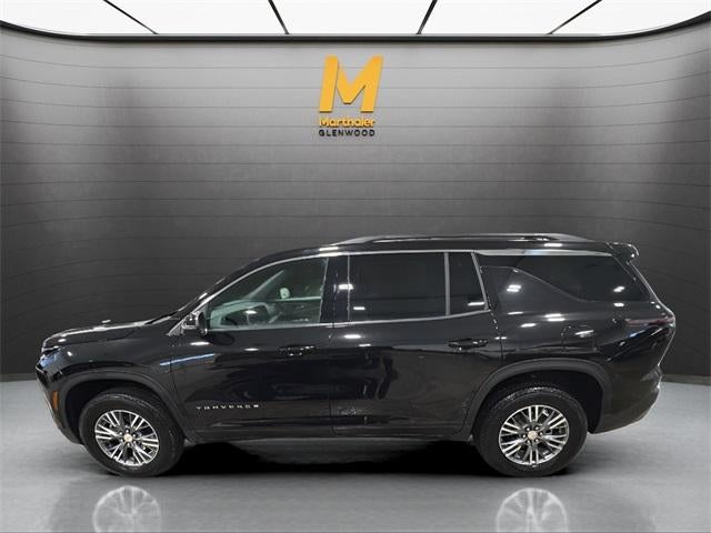2025 Chevrolet Traverse LT w/2LT
