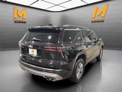 2025 Chevrolet Traverse LT w/2LT
