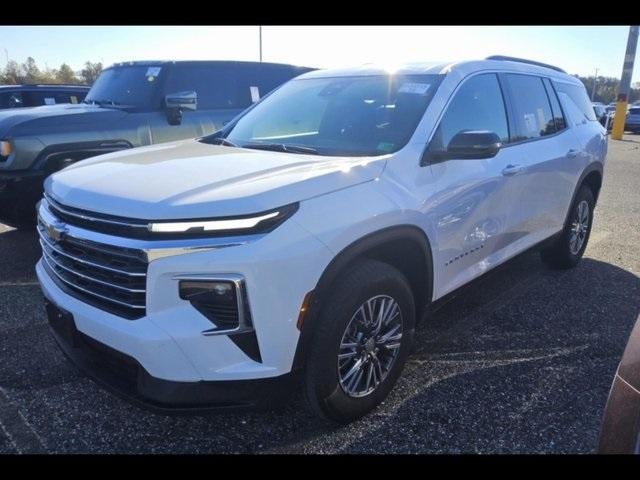 2025 Chevrolet Traverse LT w/2LT