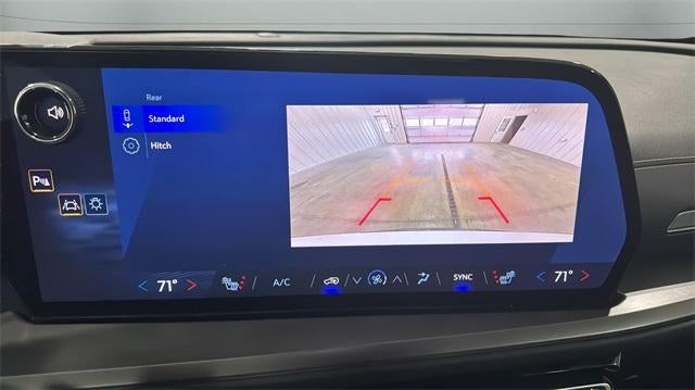 2025 Chevrolet Traverse LT w/2LT