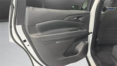 2025 Chevrolet Traverse LT w/2LT