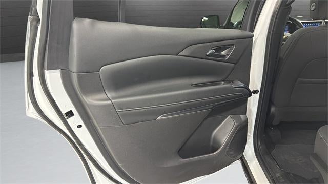 2025 Chevrolet Traverse LT w/2LT