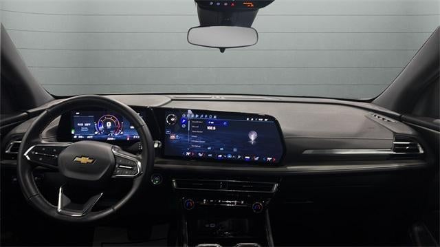 2025 Chevrolet Traverse LT w/2LT