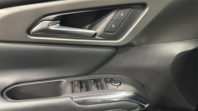 2025 Chevrolet Traverse LT w/2LT