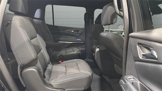 2025 Chevrolet Traverse LT w/2LT