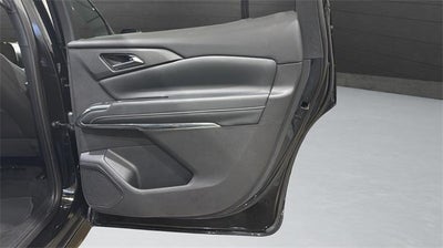 2025 Chevrolet Traverse LT w/2LT