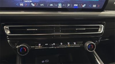 2025 Chevrolet Traverse LT w/2LT