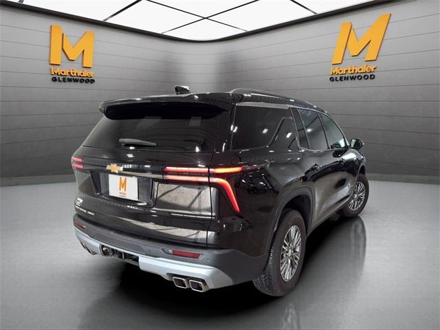 2025 Chevrolet Traverse LT w/2LT