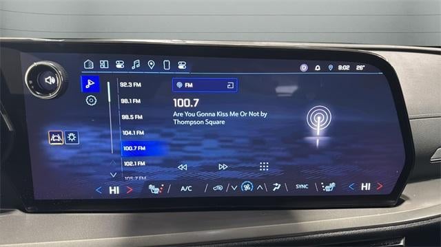 2025 Chevrolet Traverse LT w/2LT