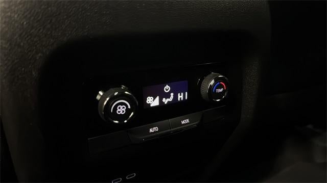 2025 Chevrolet Traverse LT w/2LT