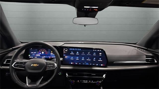 2025 Chevrolet Traverse LT w/2LT