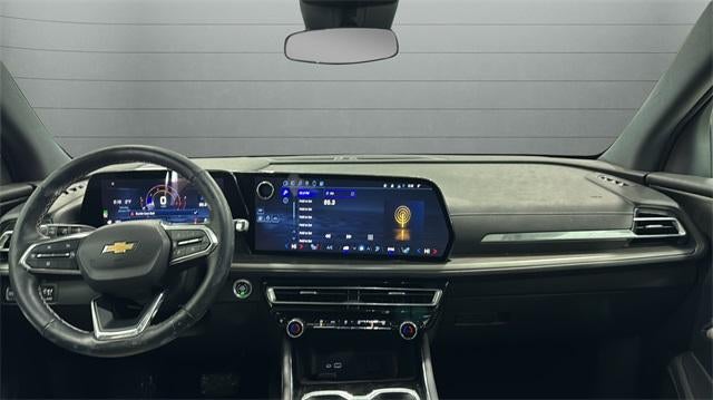 2025 Chevrolet Traverse LT w/2LT