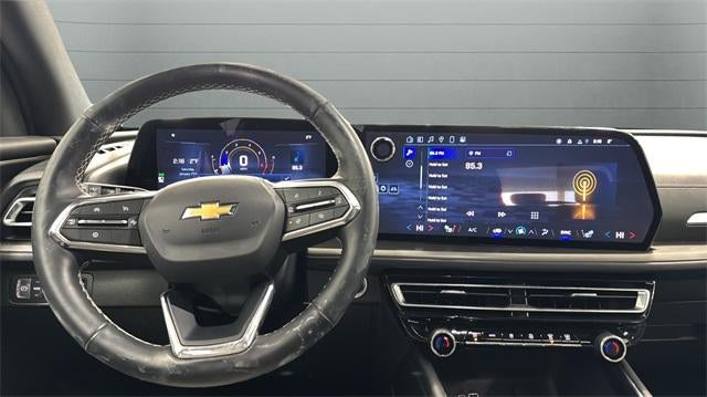 2025 Chevrolet Traverse LT w/2LT