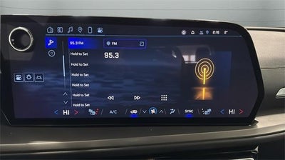 2025 Chevrolet Traverse LT w/2LT