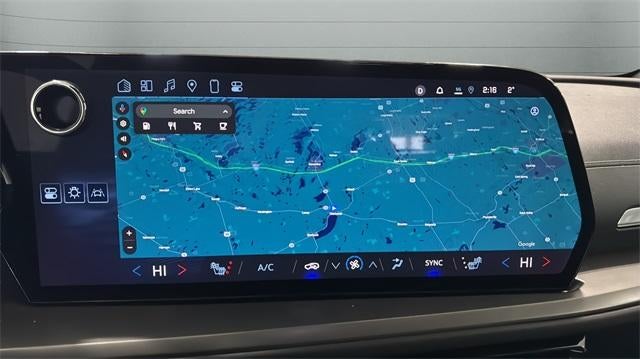 2025 Chevrolet Traverse LT w/2LT