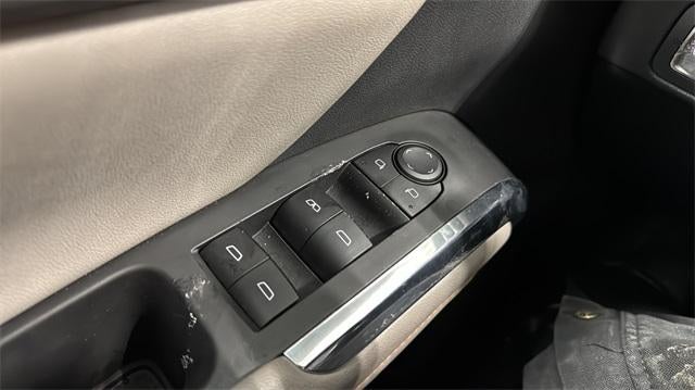 2025 Chevrolet Traverse LT w/2LT